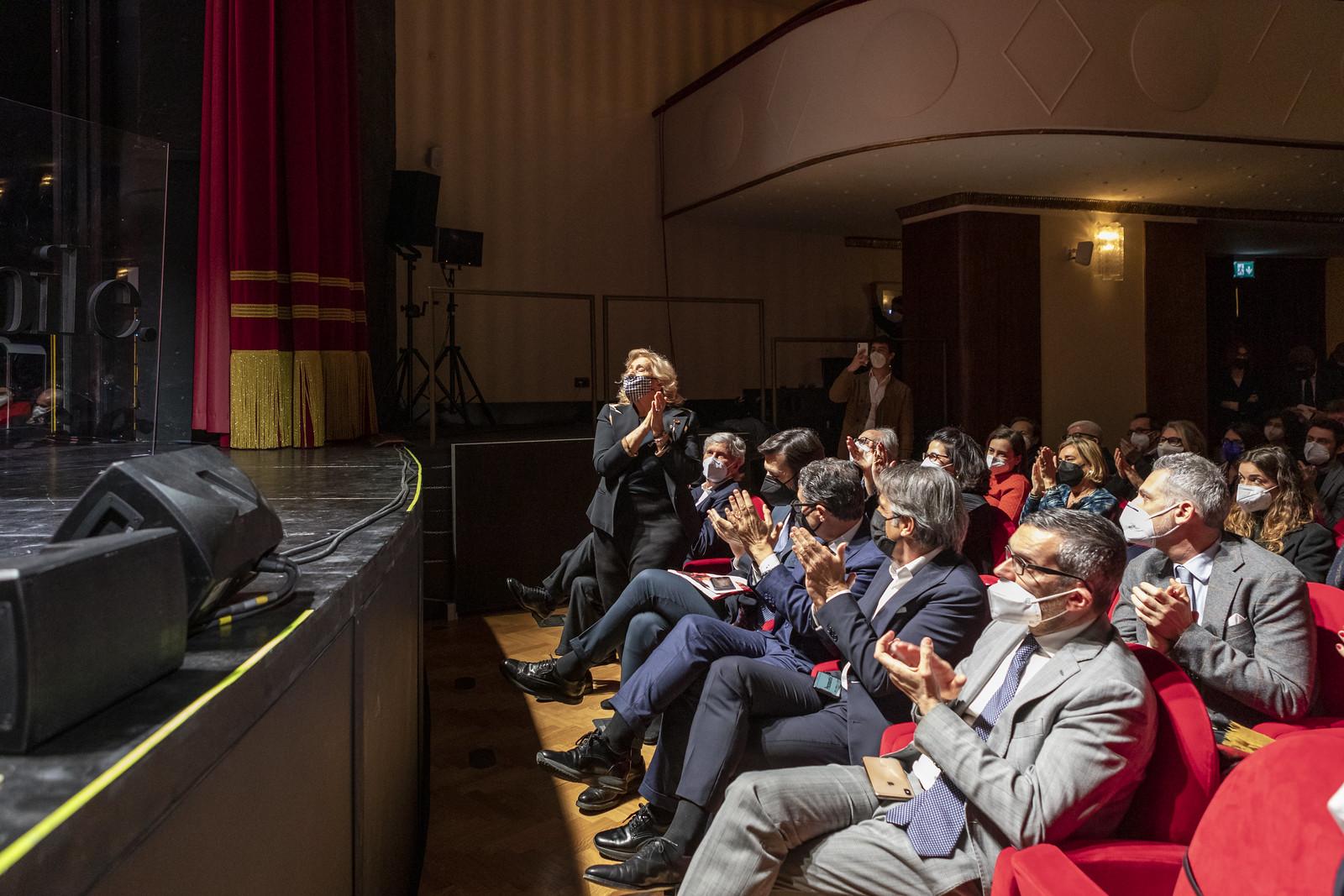Presence of more than 262,000 people at the 60th edition of the Salone del Mobile