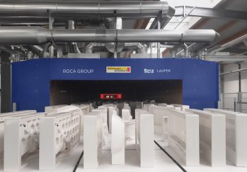 Roca Group coloca em funcionamento o primeiro forno túnel elétrico do mundo para a produção de louça sanitária