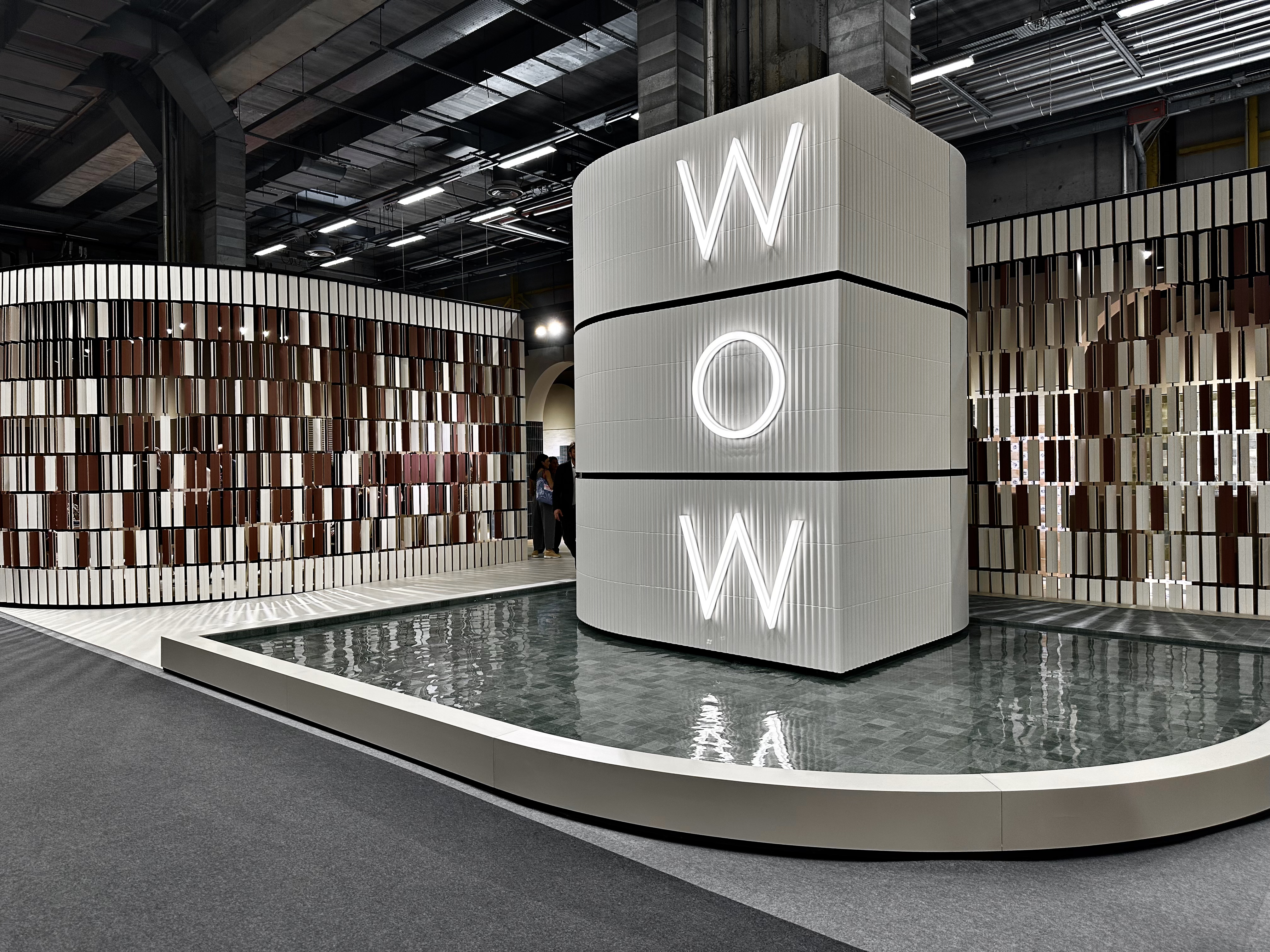 A ceramic journey of light and shade by WOW Design and Summumstudio at CERSAIE