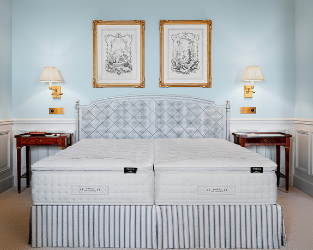 Tréca Paris brings the art of French sleep to the Hôtel du Cap-Eden-Roc in Antibes