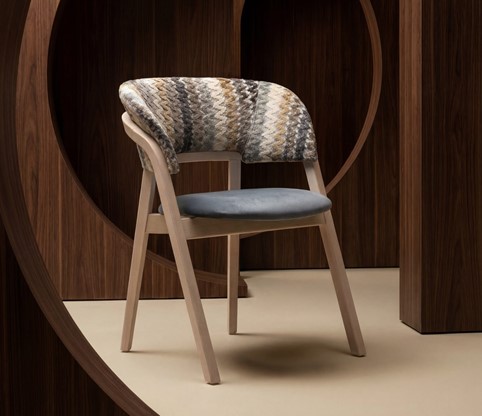 AMS reforça soluções contract